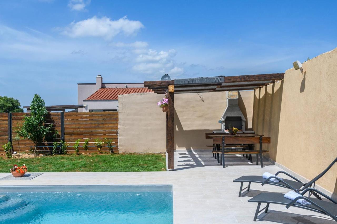 Holiday House Boky Vodnjan Exterior photo